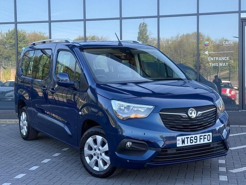 Used Vauxhall Combo 110 HP (80 kW) 2020 Blue MPV