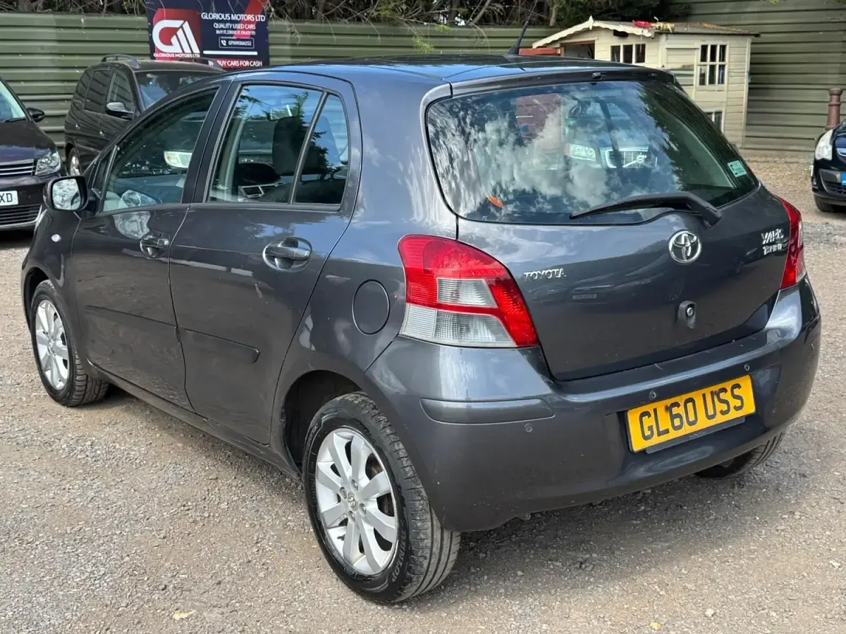 Used Toyota Yaris 2011 Grey Hatchback