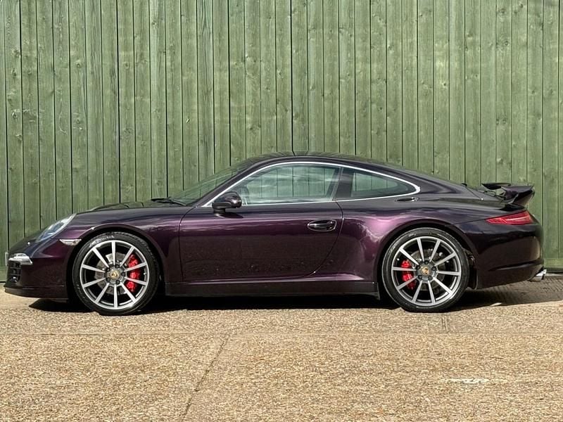 Purple Used 2014 Porsche 911 Carrera S Coupe | £58,750 (Expensive) - Image 1/3