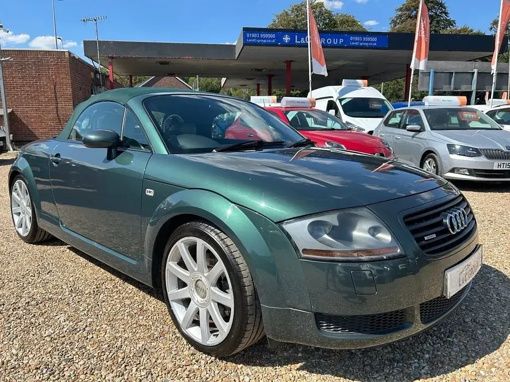 Used Audi TT Roadster 225 HP (165 kW) 2002 Green Cabriolet