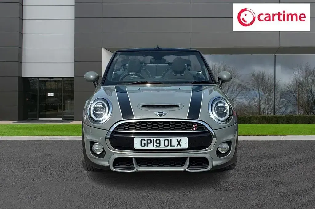 Używany Mini Cooper S Cabriolet Sport 192 KM (141 kW) 2019 Szary Kabriolet