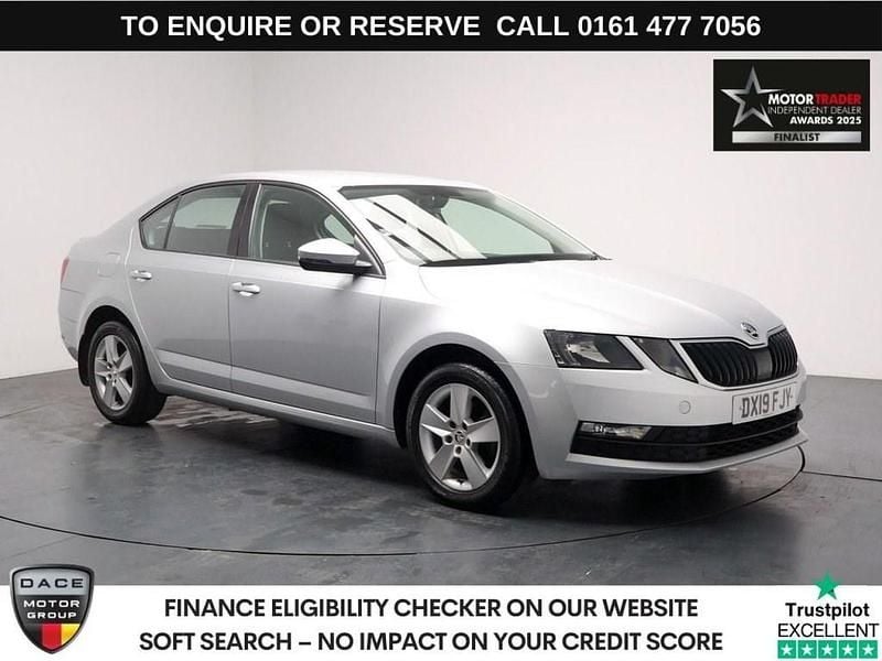 Silver Used 2019 Skoda Octavia SE Technology Hatchback | £11,480 (Good price) - Image 1/3