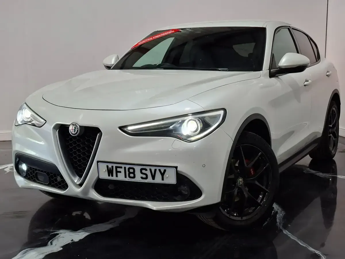 Used Alfa Romeo Stelvio 210 HP (154 kW) 2018 White SUV