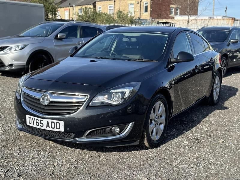 Used Vauxhall Insignia SRi 170 HP (125 kW) 2016 Black Hatchback