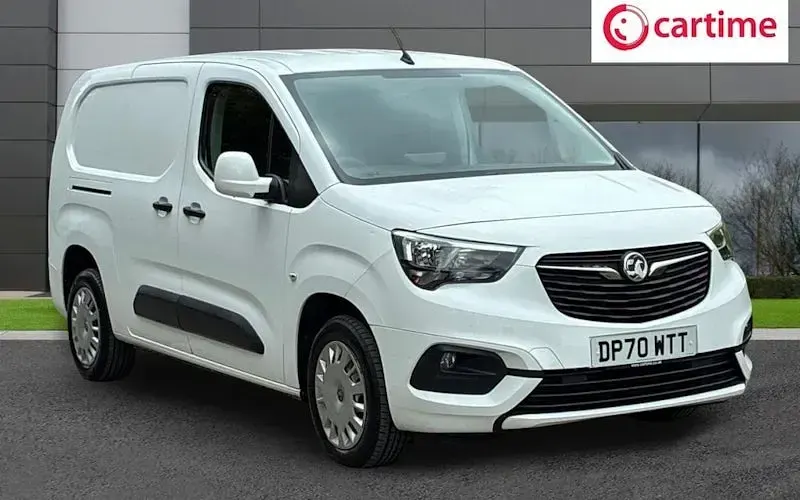 Used Vauxhall Combo Sportive 101 HP (74 kW) 2020 MPV