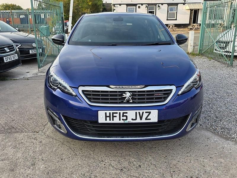 Used Peugeot 308 GT-line 2015 Blue Hatchback