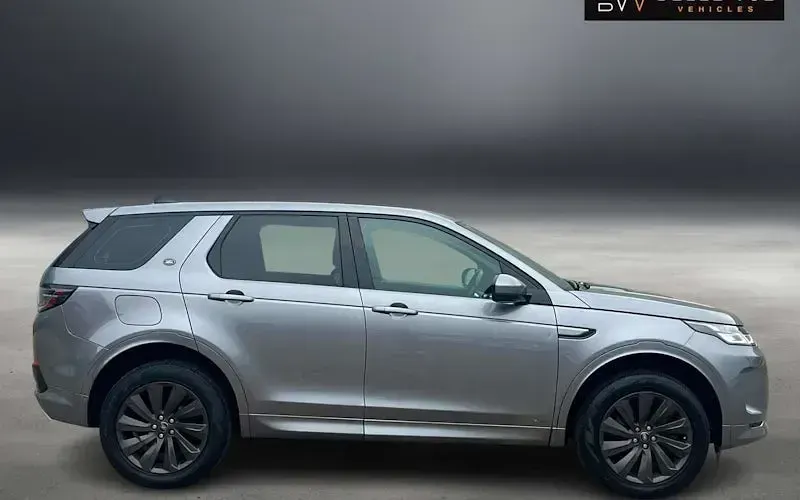 Used Land Rover Discovery 5 R-Dynamic 179 HP (131 kW) 2019 SUV