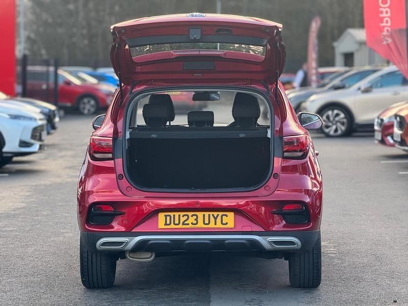 Used MG ZS Excite 111 HP (81 kW) 2023 Red SUV