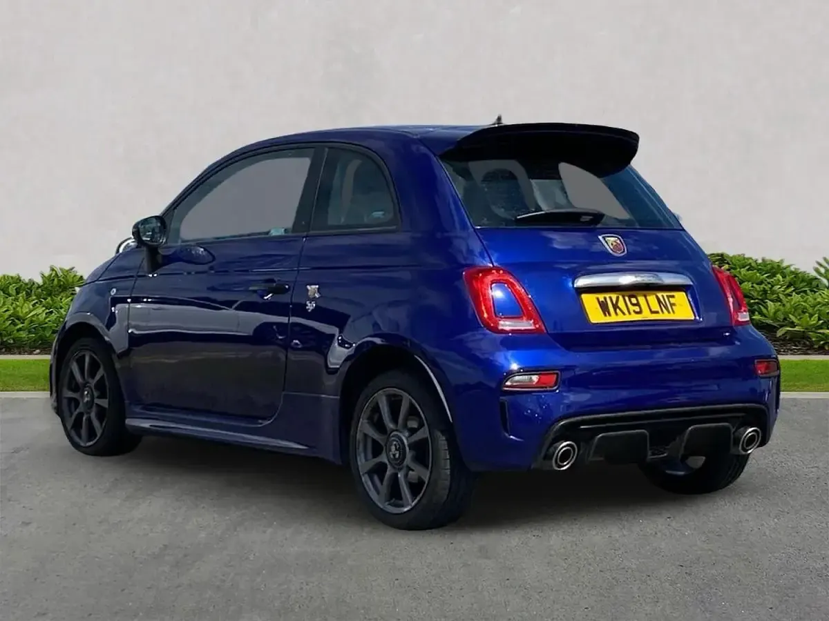 Used Abarth 595 145 HP (106 kW) 2019 Blue Hatchback