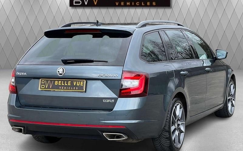 Used Skoda Octavia vRS 245 HP (180 kW) 2019 Grey Estate
