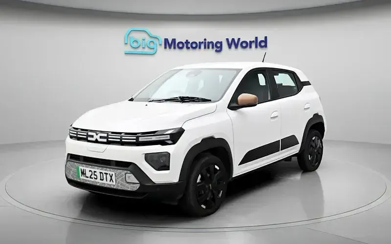 Used Dacia Spring Extreme 47 kW (65 HP) 2025 White Hatchback