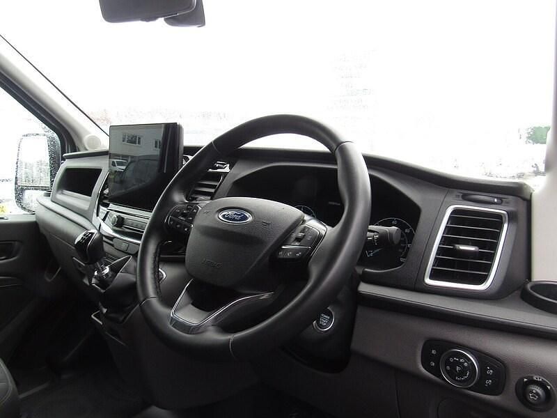 Used Ford Transit Limited 170 HP (125 kW) 2024 Moondust silver (metallic paint) Van