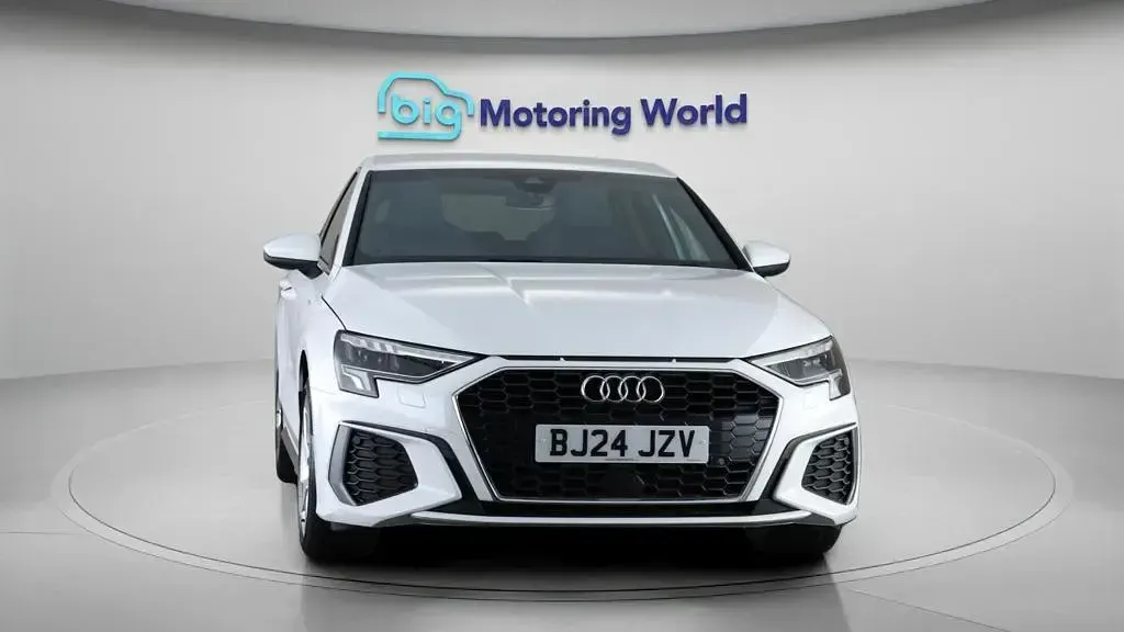 Used Audi A3 Sportback S-Line 204 HP (150 kW) 2024 White Hatchback