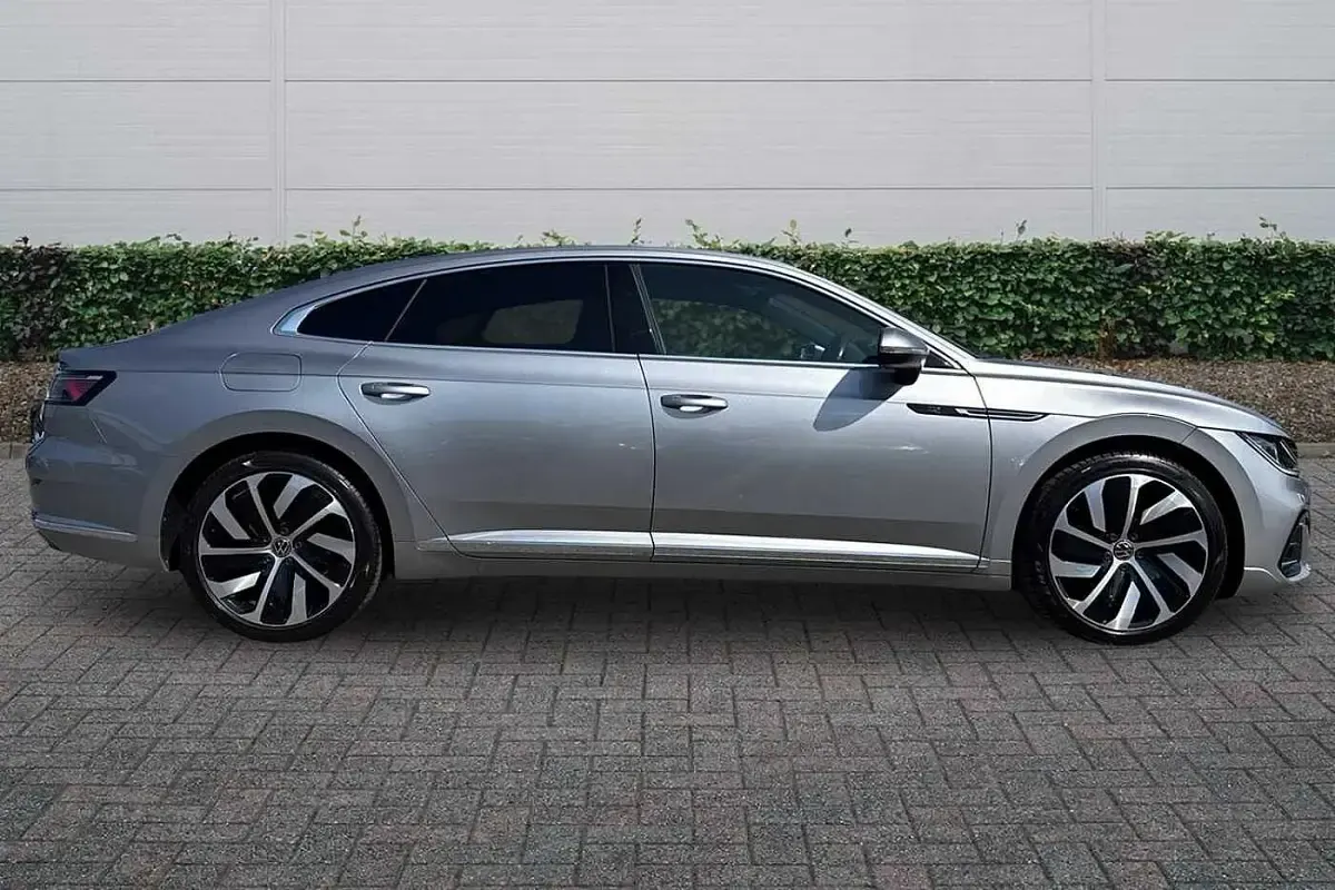 Used VW Arteon R-line 190 HP (139 kW) 2021 Silver Hatchback