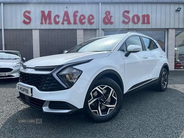 White Used 2023 Kia Sportage 2 SUV | £19,900 (Good price) - Image 1/4