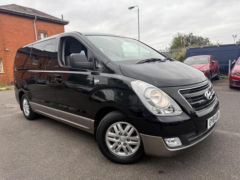 Black Used 2018 Hyundai I800 SE MPV | £13,990 (Super price) - Image 1/4