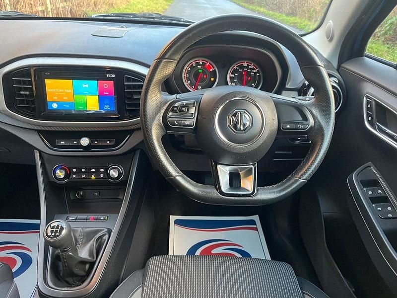 Usado MG MG3 Excite 106 HP (77 kW) 2020 Azul Citadino