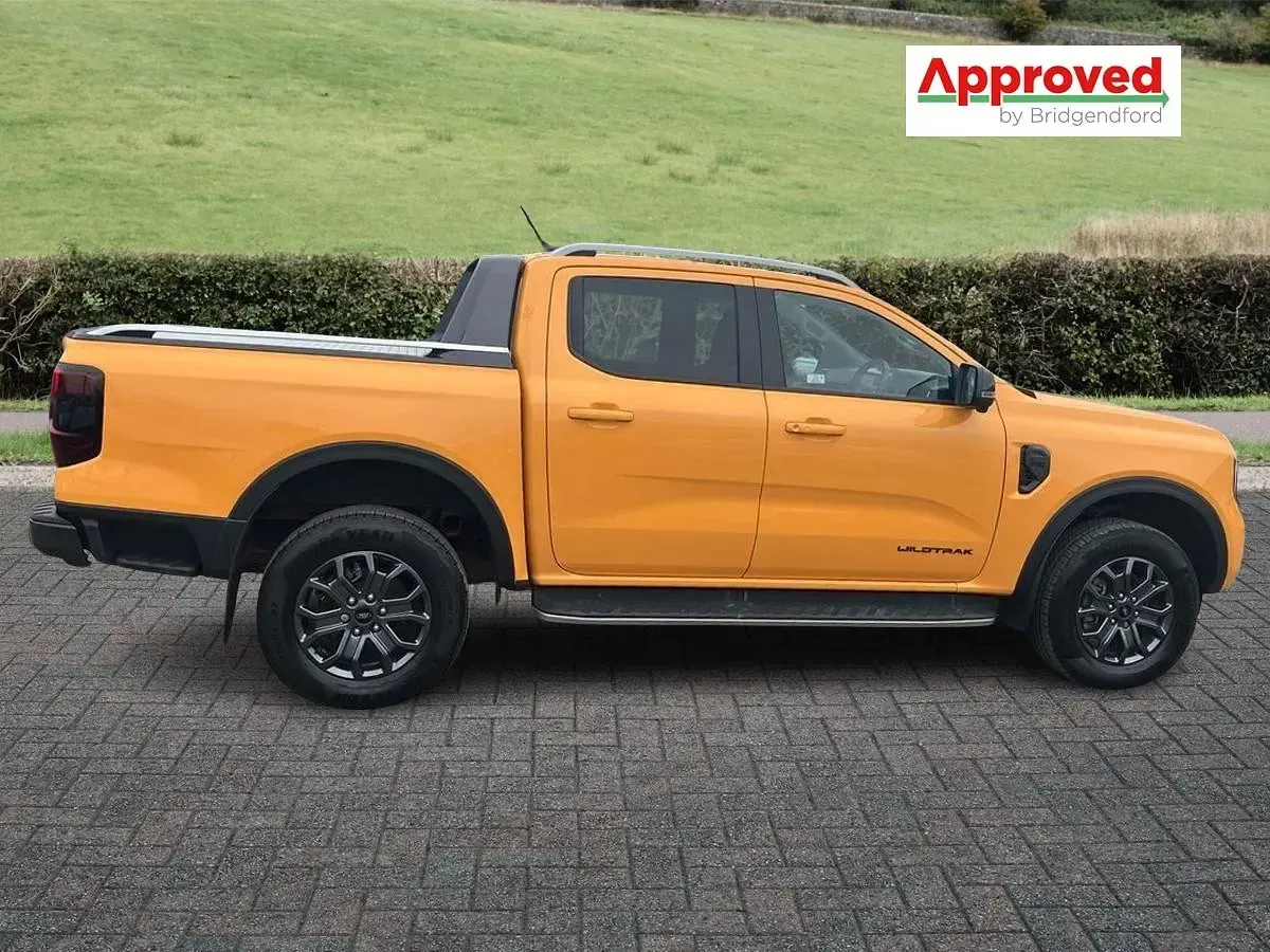 Usado Ford Ranger Wildtrack 2025 Laranja Pickup