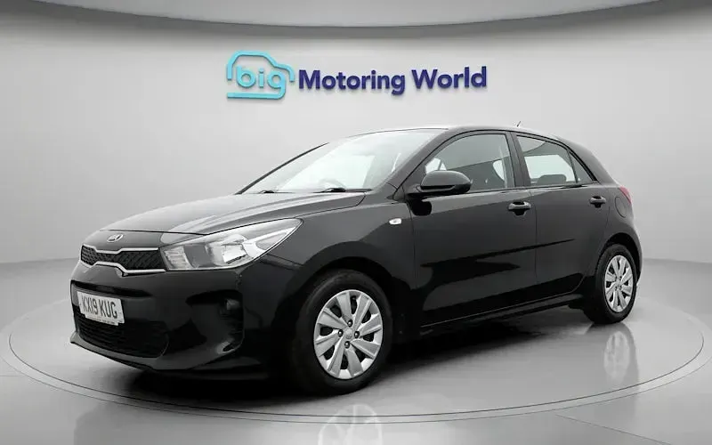 Used Kia Rio 84 HP (61 kW) 2019 Black Hatchback