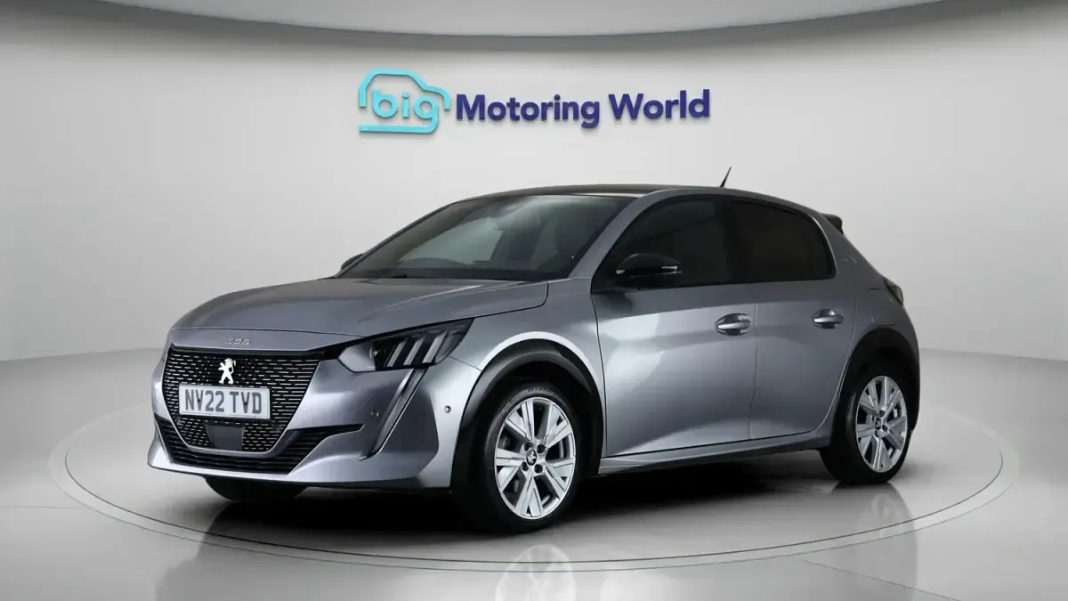 Used Peugeot 208 GT 102 HP (75 kW) 2022 Grey Hatchback