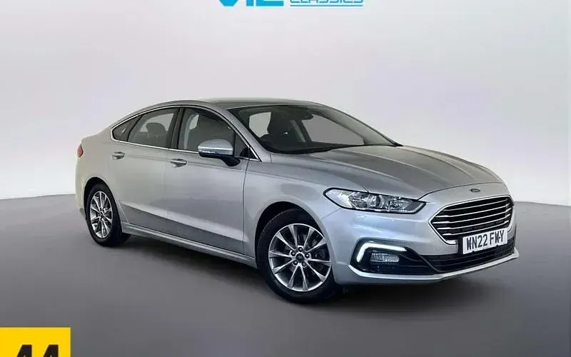 Usado Ford Mondeo Zetec 188 HP (138 kW) 2021 Sedan