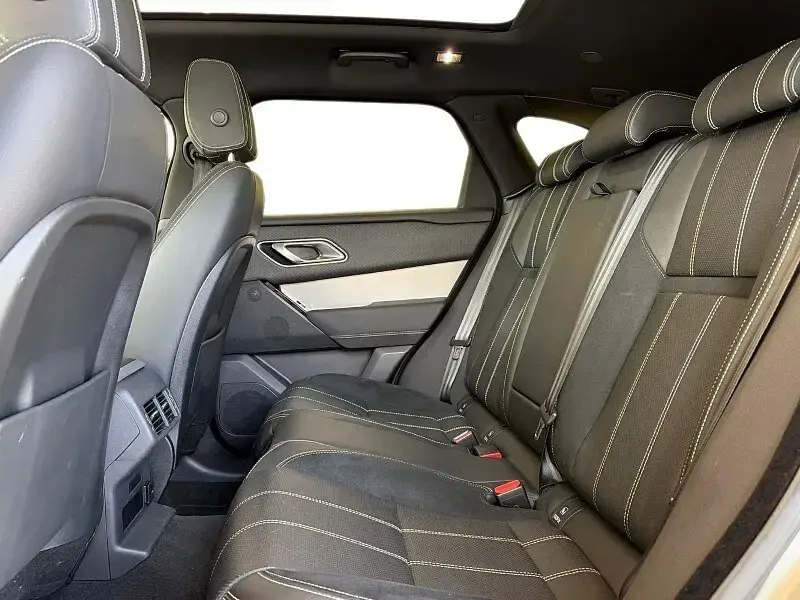 Used Land Rover Range Rover Velar SE Dynamic 204 HP (150 kW) 2021 Silver SUV