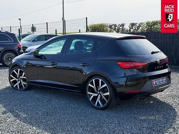 Used Seat Leon FR 190 HP (139 kW) 2019 Black Hatchback