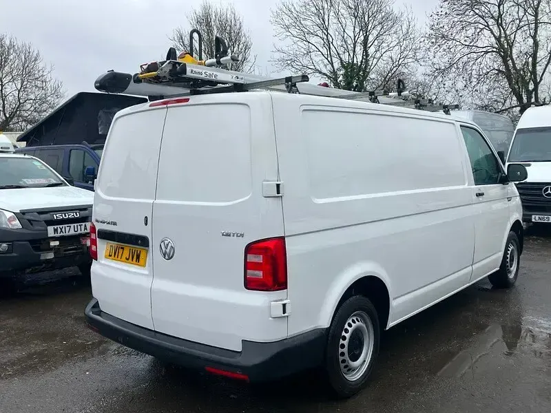 Used VW Transporter Startline 100 HP (73 kW) 2017 White Van