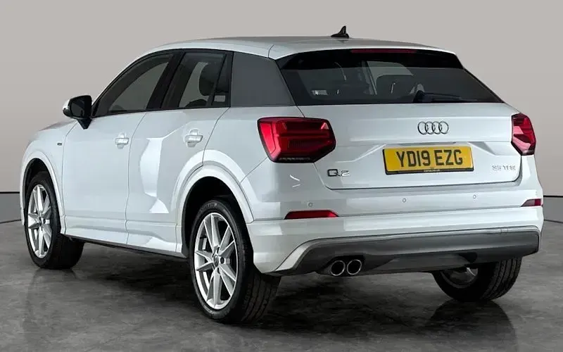 Used Audi Q2 S-Line 150 HP (110 kW) 2019 White SUV