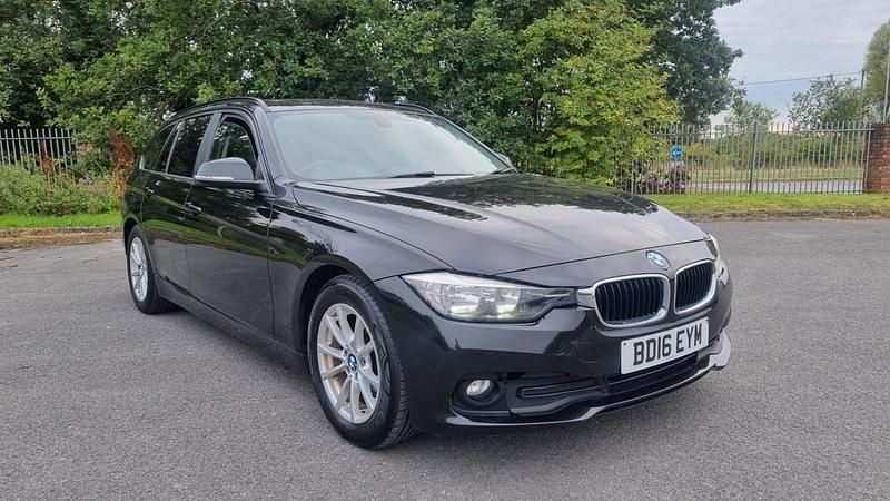 Black Used 2016 BMW 320 Efficient Dynamics Estate | £5,495 - Image 1/4