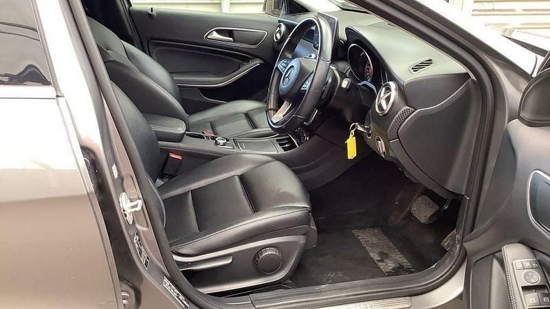 Used Mercedes A200 Premium 136 HP (100 kW) 2016 Grey Hatchback