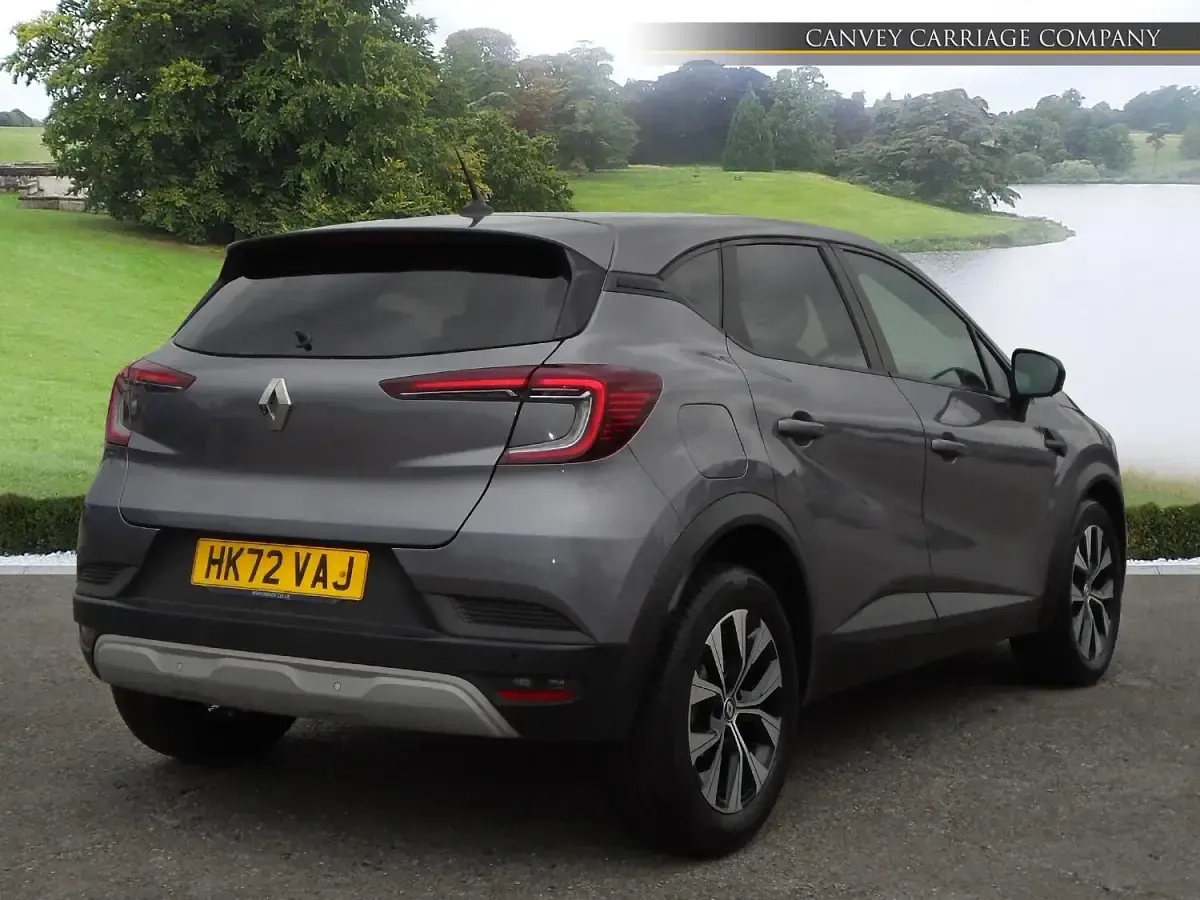 Used Renault Captur Evolution 140 HP (102 kW) 2022 Grey SUV