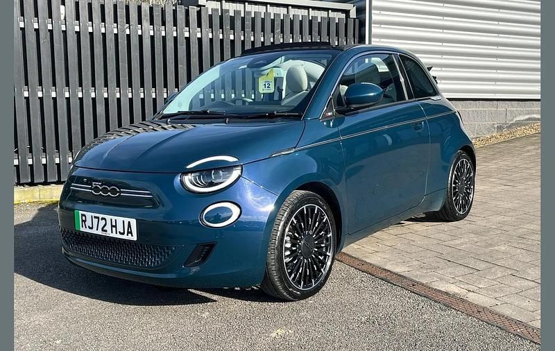 Used Fiat 500e La Prima 86 kW (118 HP) 2022 Green Cabriolet