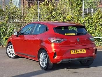 Used Renault Clio V Evolution 143 HP (105 kW) 2025 Red Hatchback