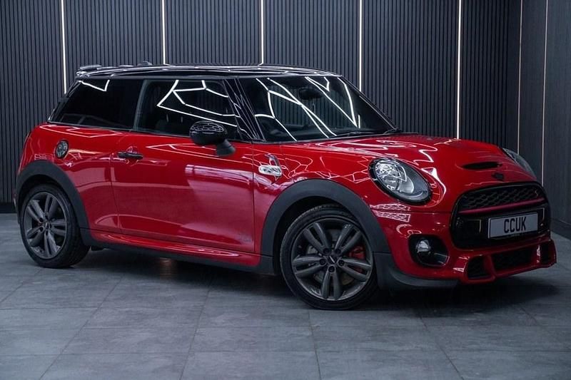 Used Mini Cooper S Hatch 192 HP (141 kW) 2015 Red Hatchback