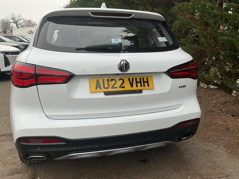 Used MG HS Exclusive 162 HP (119 kW) 2022 Arctic white SUV