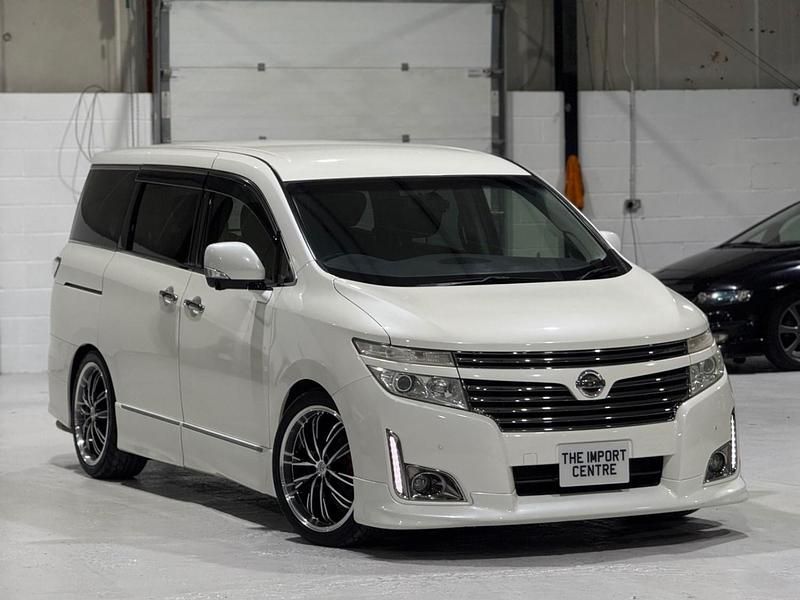 White Used 2012 Nissan Elgrand MPV | £7,995 (Good price) - Image 1/4