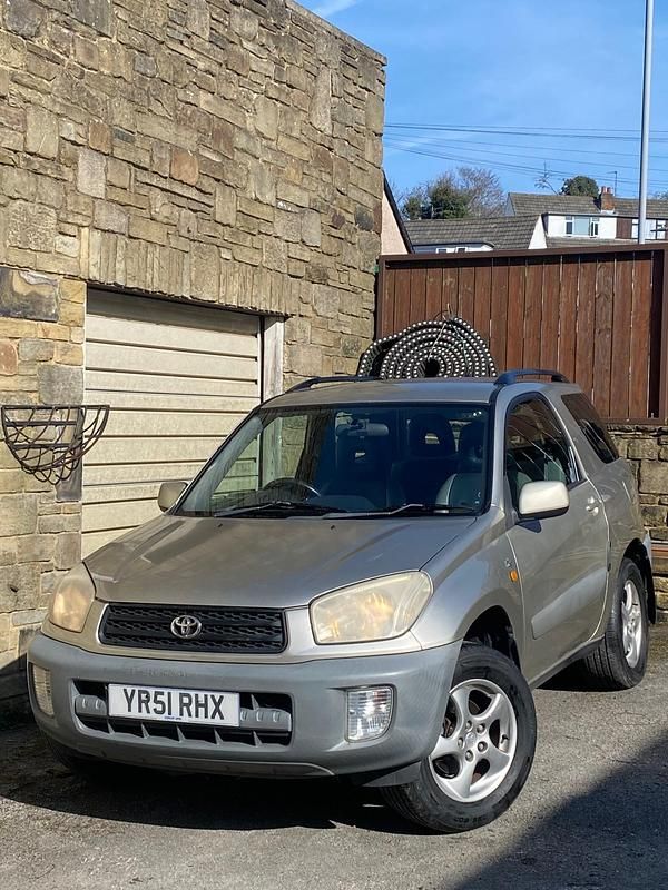 Used Toyota RAV4 2001 Beige SUV
