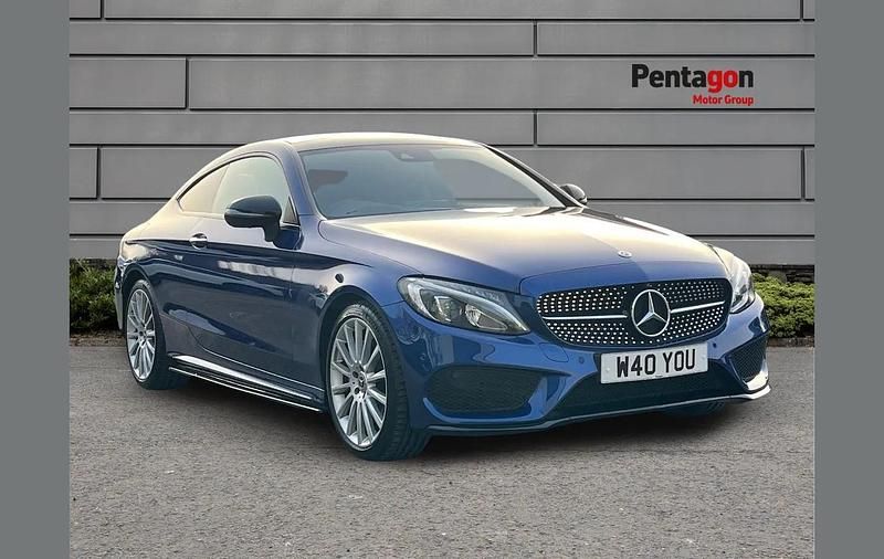 Used Mercedes C200 AMG Line Premium Plus 180 HP (132 kW) 2018 Blue Coupe