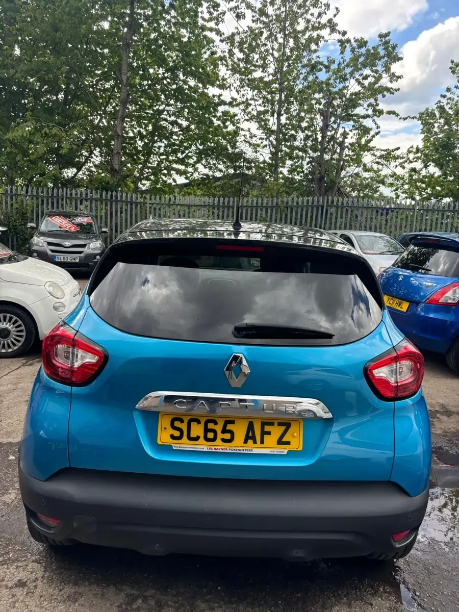 Używany Renault Captur Dynamique 90 KM (66 kW) 2016 Niebieski SUV