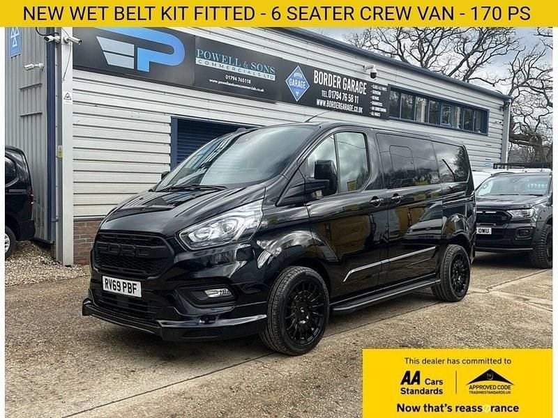 Used Ford Transit Custom Limited 170 HP (125 kW) 2019 Black Estate