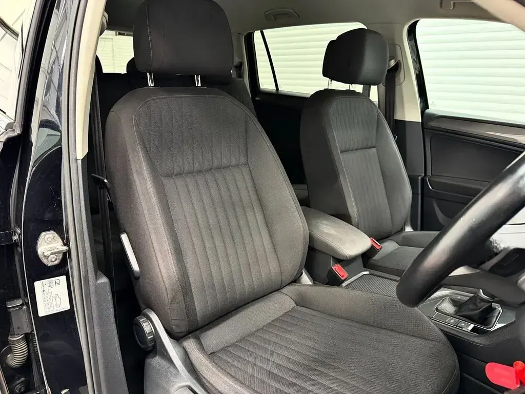 Used VW Tiguan Allspace S 150 HP (110 kW) 2023 Black SUV