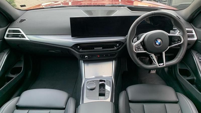 Used BMW 320 M Sport 181 HP (133 kW) 2025 Red