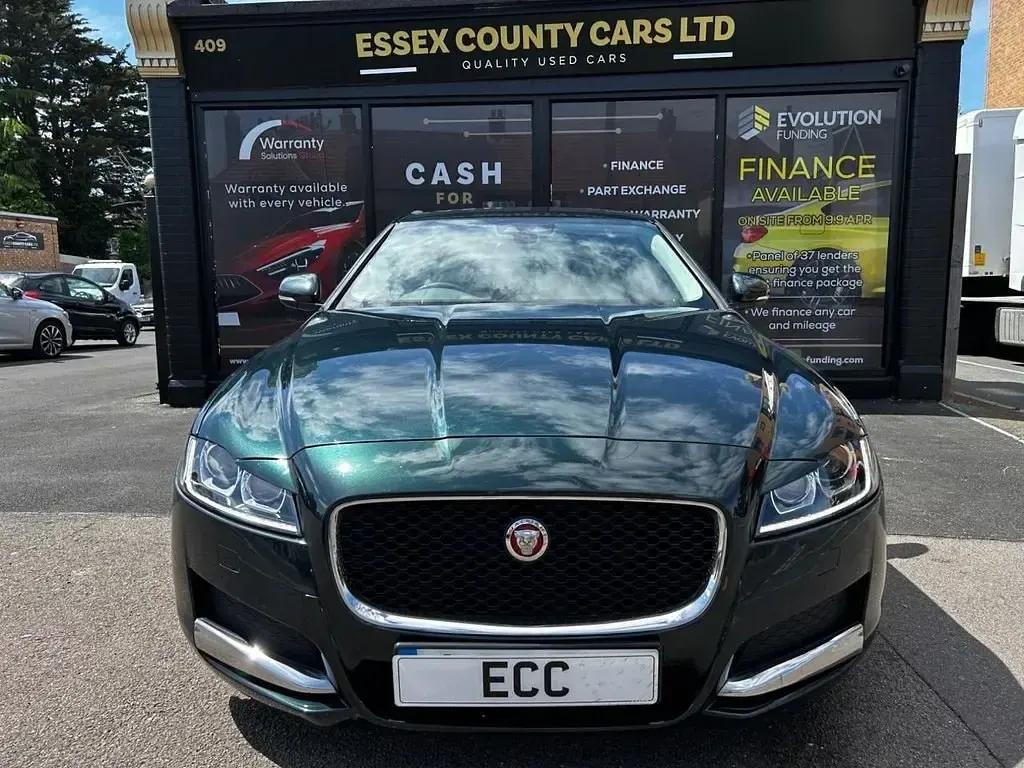 Gebraucht Jaguar XF Prestige 163 PS (119 kW) 2016 Grün Limousine