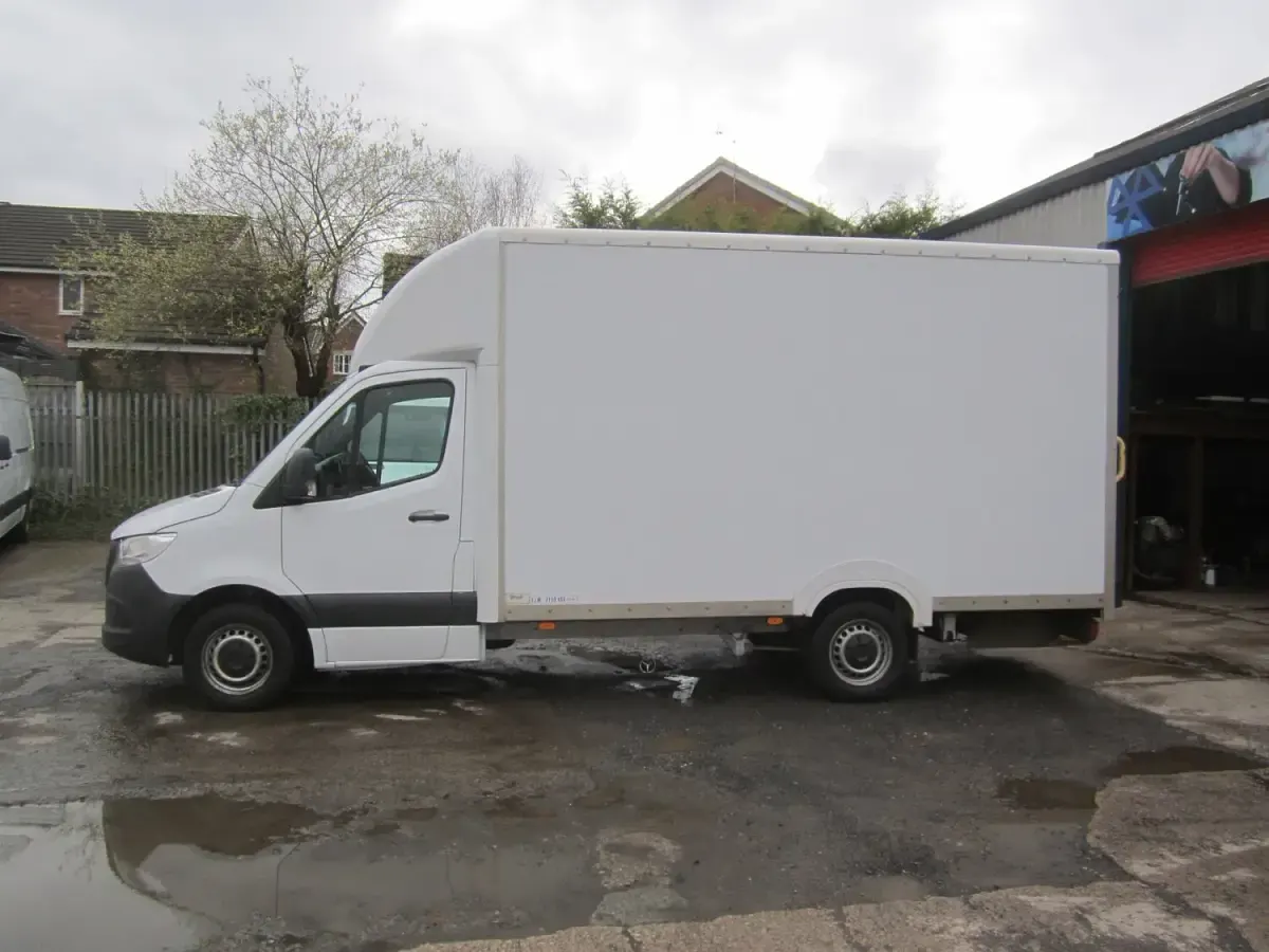 Used Mercedes Sprinter 2021 White Van