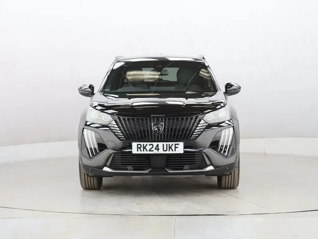 Używany Peugeot 2008 Allure 130 KM (95 kW) 2024 Czarny SUV