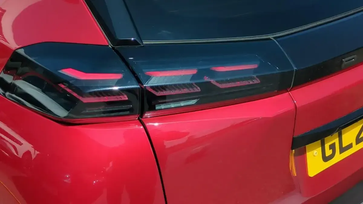 Used Peugeot 2008 GT 129 HP (94 kW) 2025 Red SUV