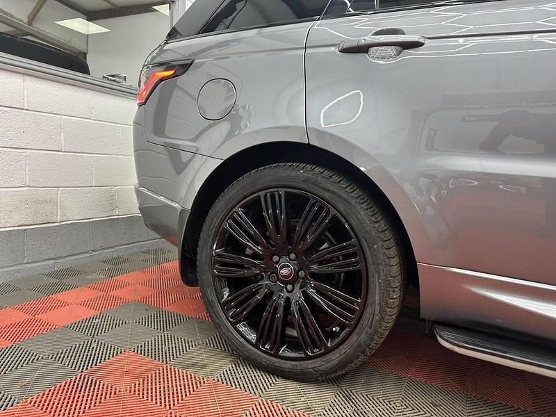 Used Land Rover Range Rover Sport HSE Dynamic 306 HP (225 kW) 2020 Grey SUV
