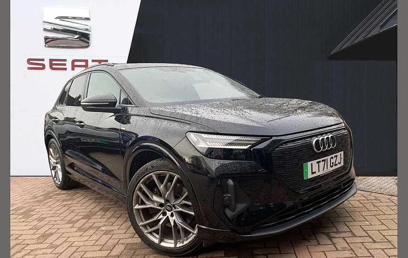 Used Audi Q4 e-tron Comfort 150 kW (204 HP) 2021 Black SUV