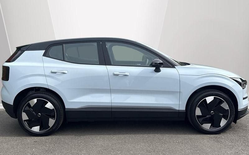 Usado Volvo EX30 Plus 200 kW (272 HP) 2025 Azul SUV